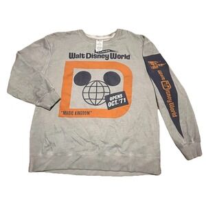 Disney World 50th Vault Collection Magic Kingdom Crewneck Sweatshirt Medium‎